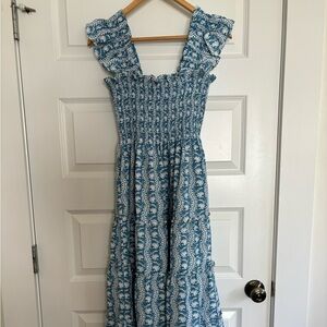 Hill House The Ellie Nap Dress in wrinkle resistant crepe material. Size Xxs